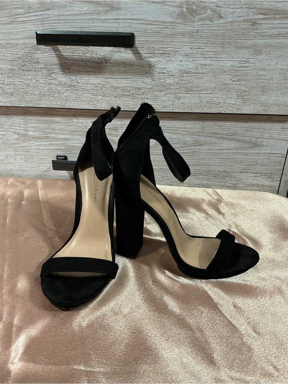 Women's Black Ankle-Tie Block Heel Sandals